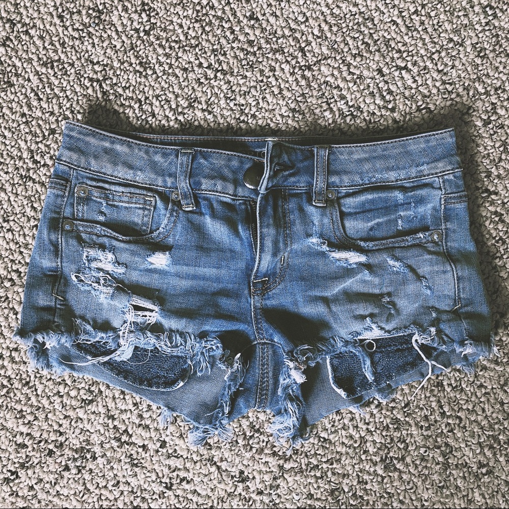 American Eagle distressed shortie shorts 2
